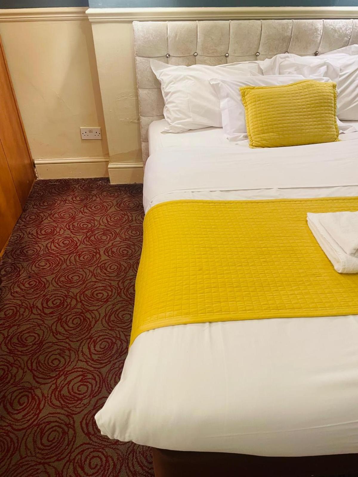 Eurobar&hotel 3* Oxford