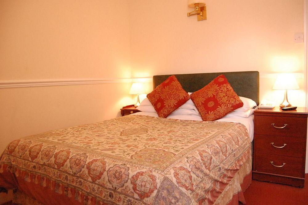 Eurobar&hotel 3* Oxford