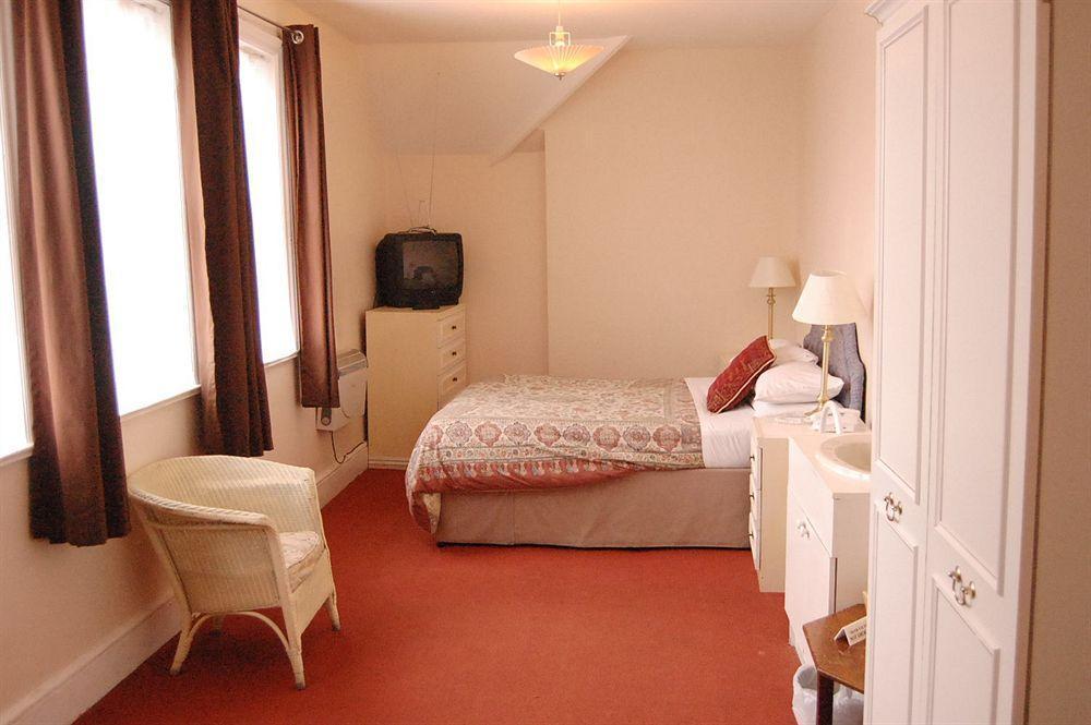 Eurobar&hotel Hotel