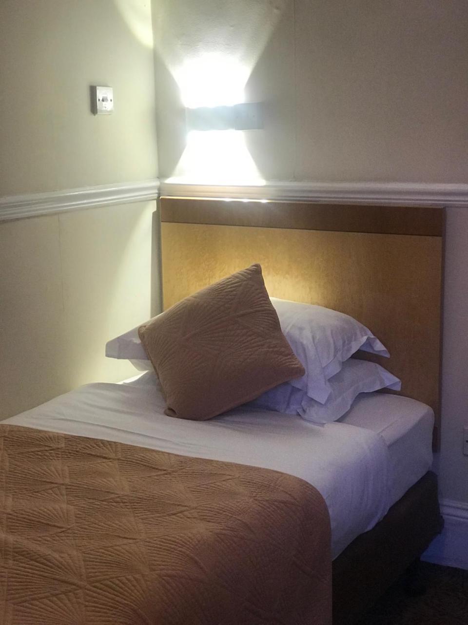 Eurobar&hotel 3* Oxford